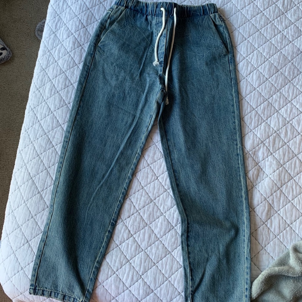 Mom Jeans